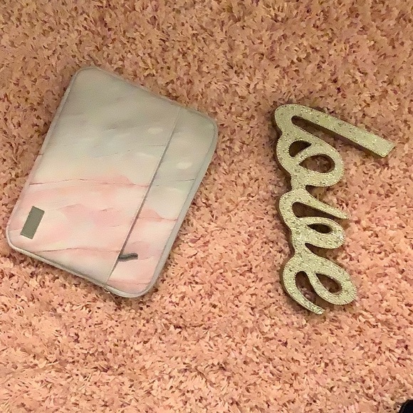 Mojo 11 inch Tablet Sleeve case. - Picture 3 of 5